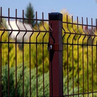 Długowieczna siatka ogrodzeniowa 3D z drutu spawanego, powlekana proszkowo anty-UV, o wymiarach 50x200mm, do zastosowania na autostradach i w parkach