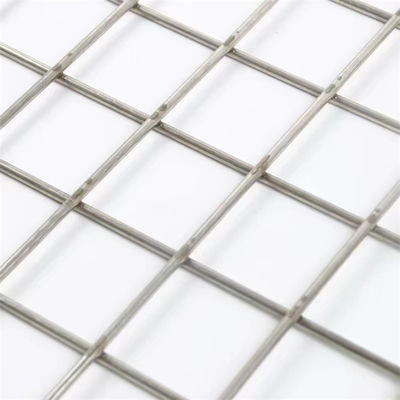 OEM 1x1 Panel z spawanymi drutami konstrukcyjnymi
