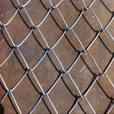 Zgalwanizowane PVC pokryte Diamentowym Wire Mesh 6ft 8ft Łatwo zmontowane Chain Link Fence Roll