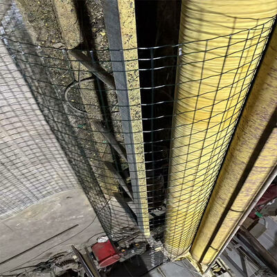 Holandia Euro PVC Winyl pokryty ogrodzenie rolnicze Plain Weave Welded Wire Mesh Euro Style