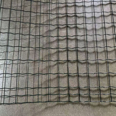 Chile Farma Zielony kolor PVC powlekany 50x50mm siatka otwierająca Euro Holandia Spawana siatka drutu