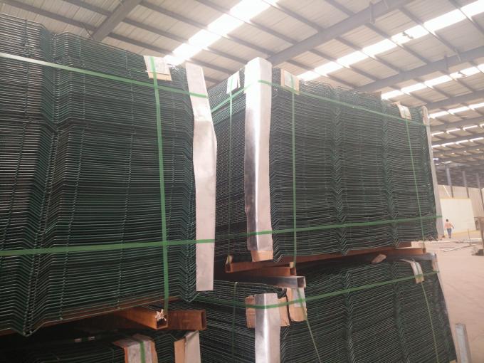 Green 3d V Bending Curved Welded Wire Mesh Fence Panel Hot Galvanized